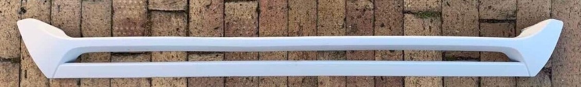 Volkswagen Scirocco maska / grill