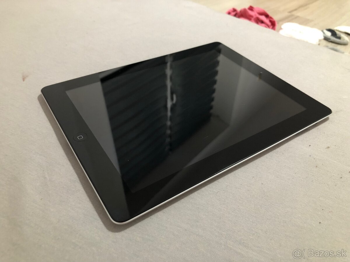 Apple iPad 2 Wi-Fi (16 GB)