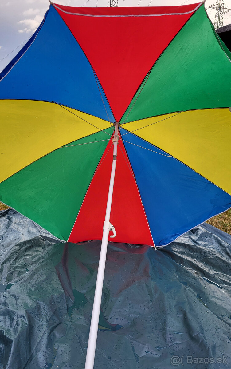 Záhradný dáždnik