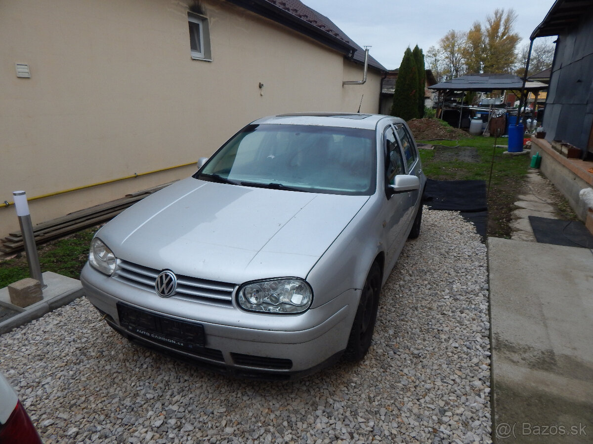 VW Golf 4