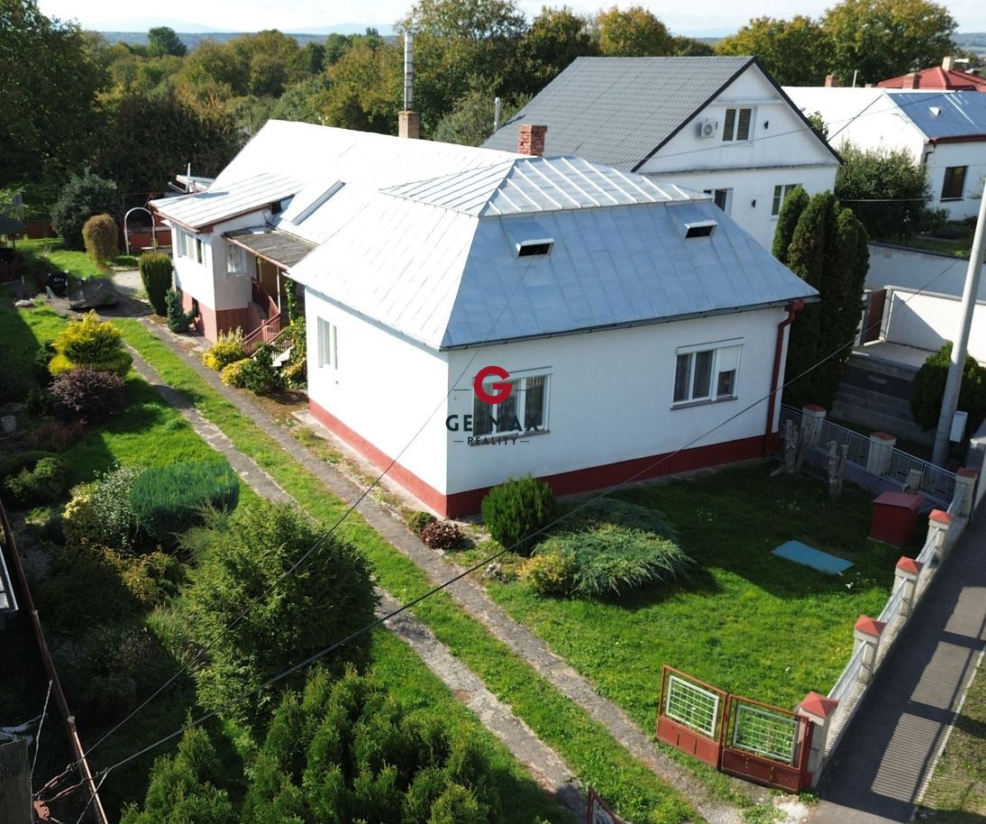 REZERVOVANE Exkluzívne na predaj 5-izbový rodinný dom v Naci