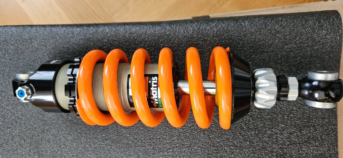 KTM RC 390 - MATRIS zadný tlmič