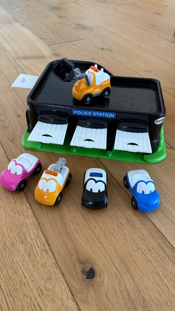 Fun Cars policajná stanica