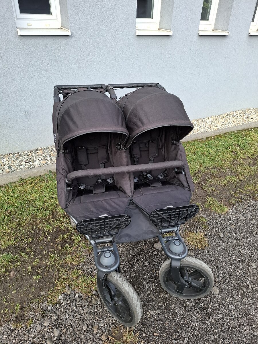 Kočík pre dvojičky TFK duo