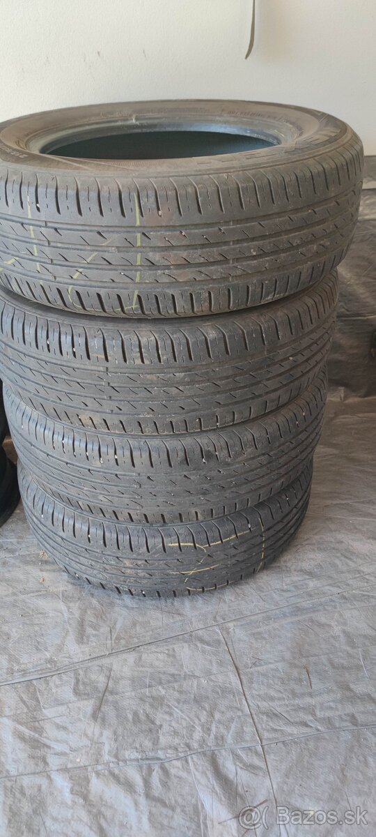 pneumatiky, disky, puklice 215/65 R16