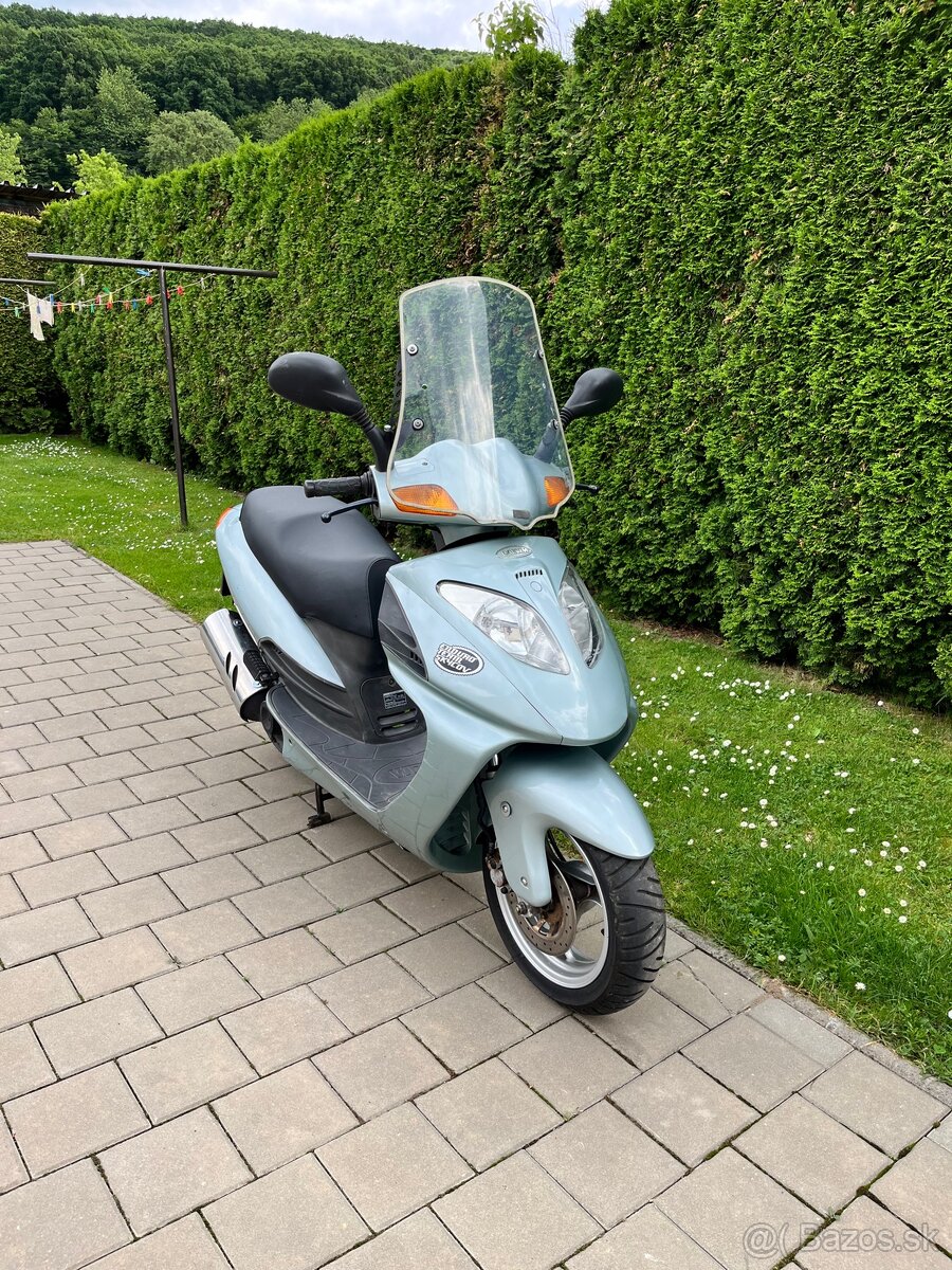 Skúter Daelim 125 s tp a špz