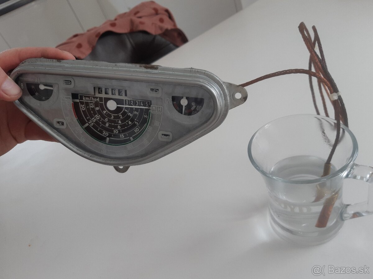 Pristrojovka otackomer zetor