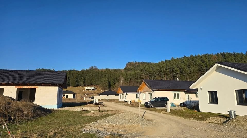 Predám novostavbu bungalov v obci Lúky