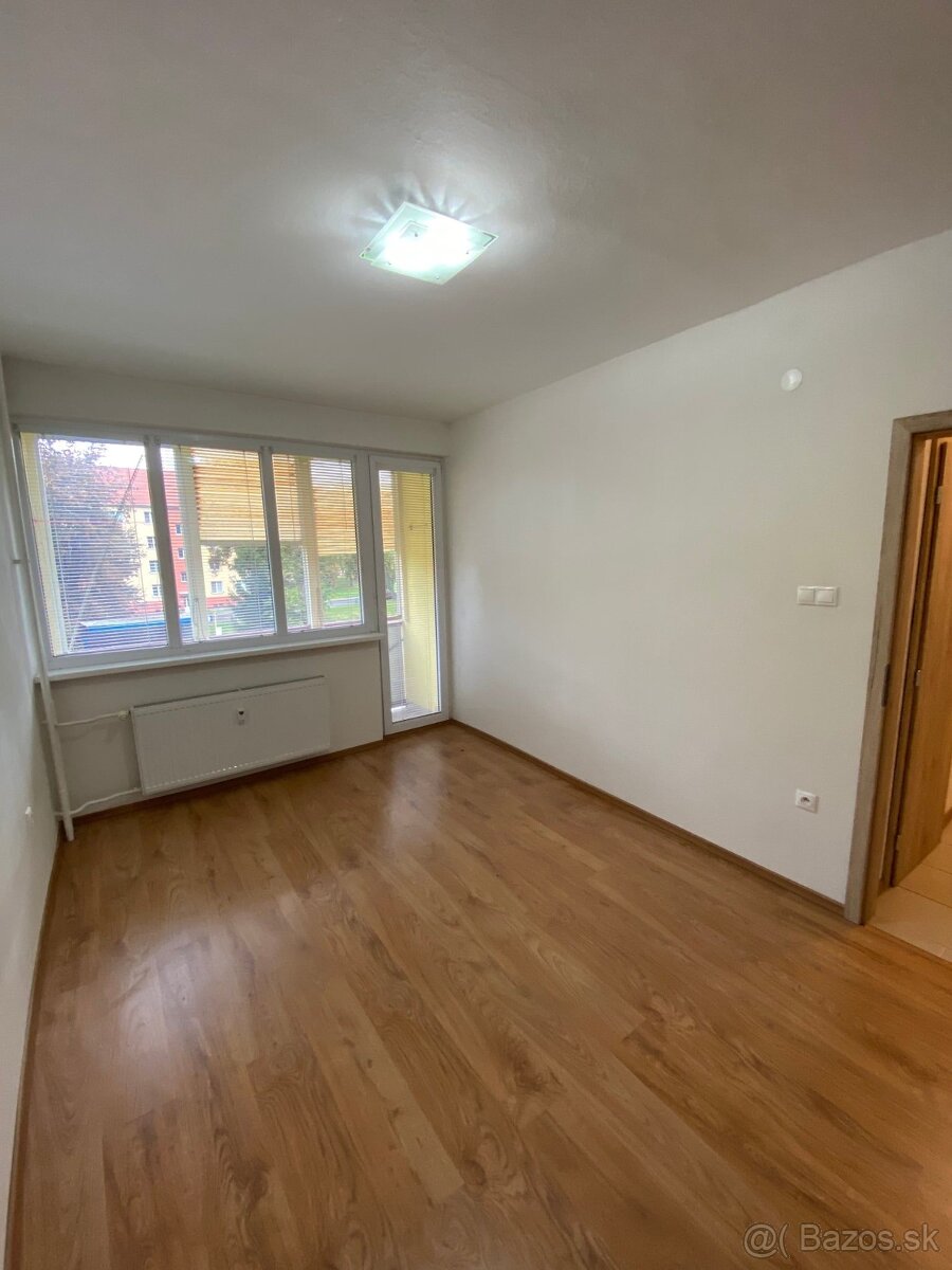 Na predaj 2 izbový byt po kompletnej rekonštrukcii Handlová