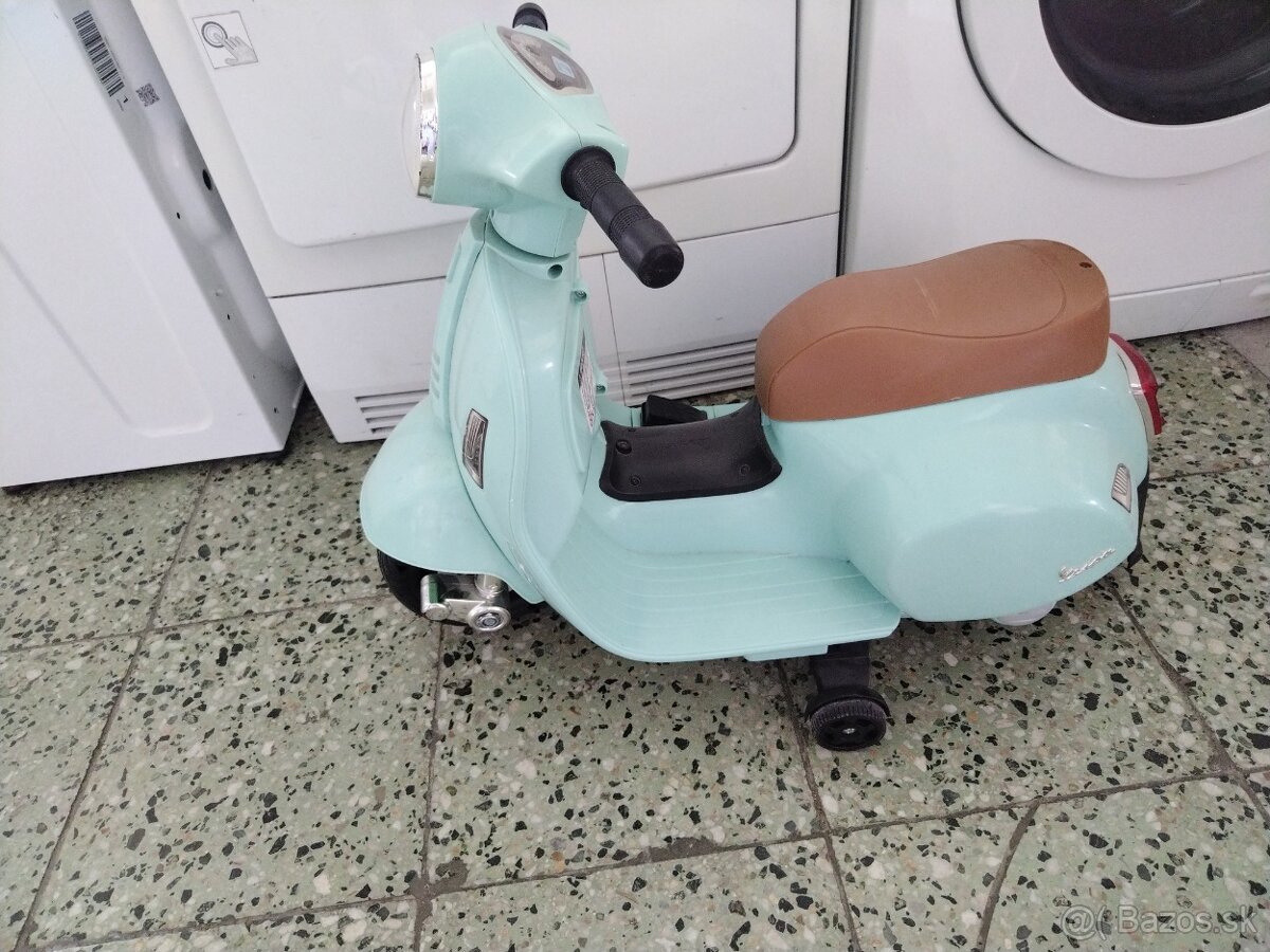 Detská elektrická motorka Beneo Vespa GTS