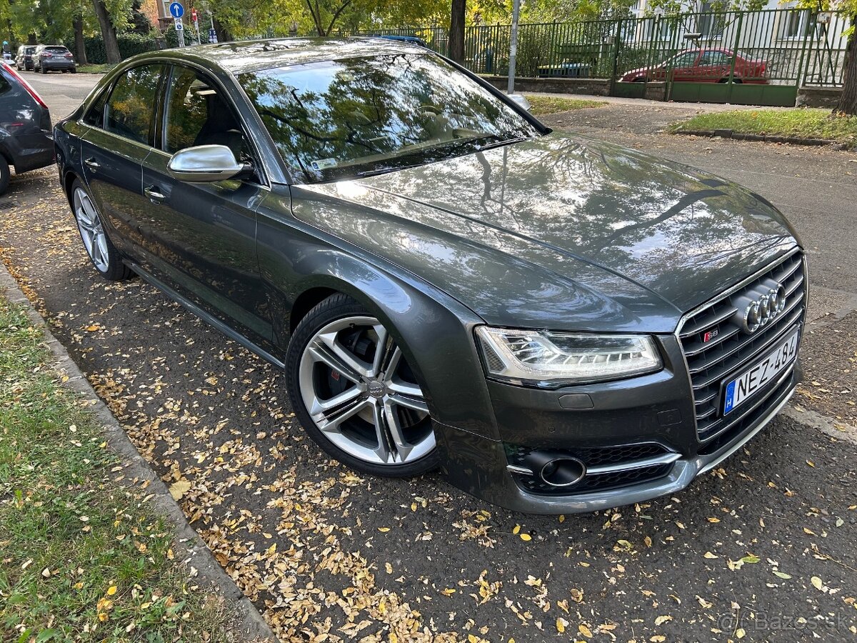 Audi S8 4.0 V8 TFSI Bi-Turbo quattro Tiptronic