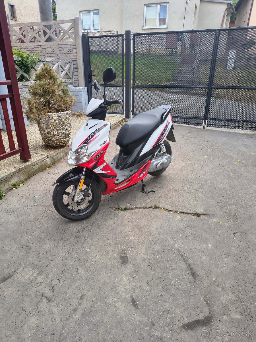 Yamaha jag rr