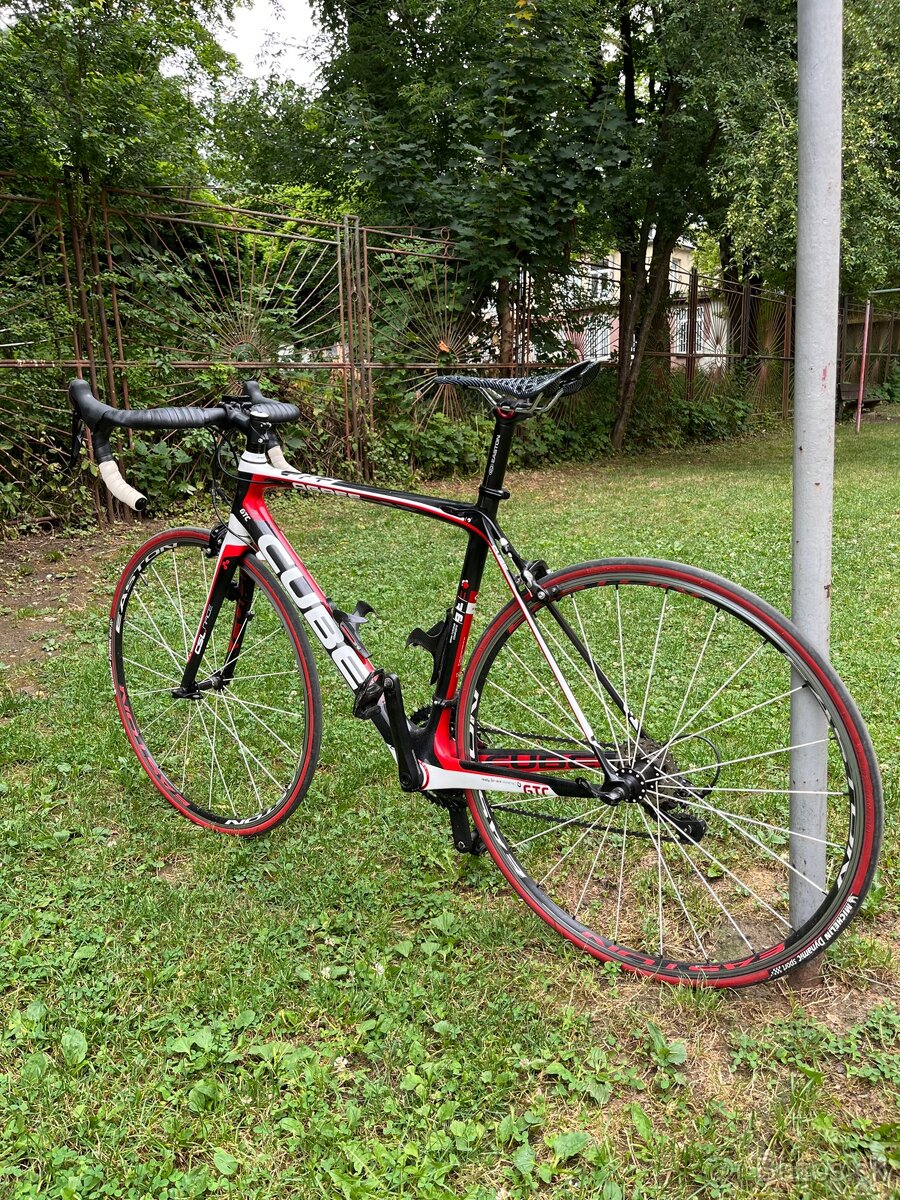 Cestný bike Cube