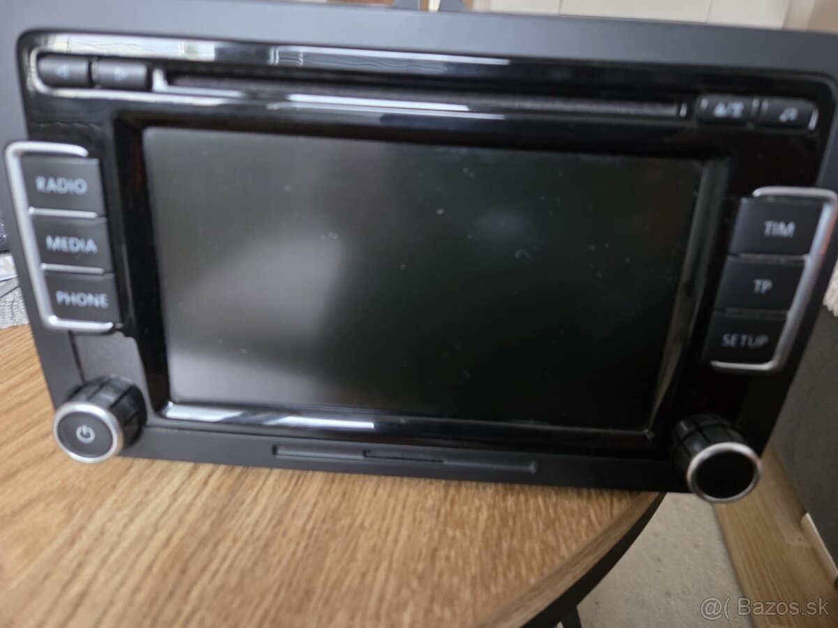 Auto radio