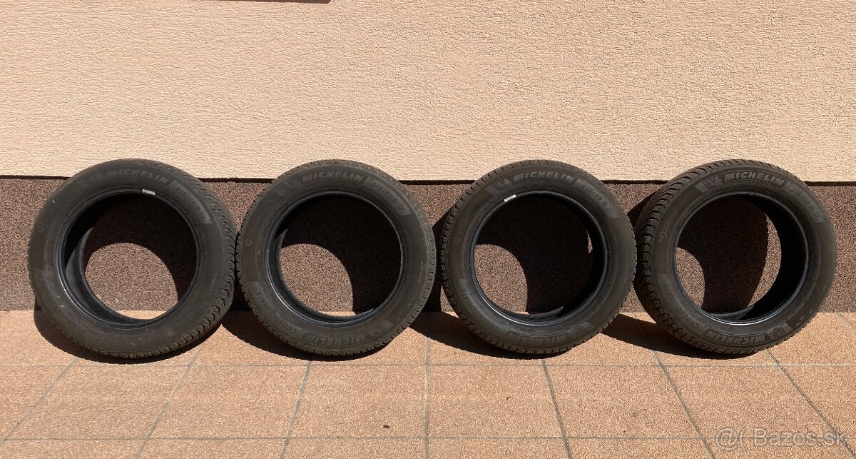 Celoročky Michelin 215/55 R17 CrossClimate 2