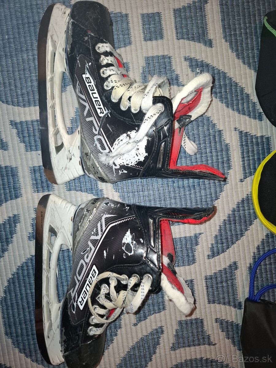 Hokejové korčule Bauer vapor x3.7, veľkosť-5