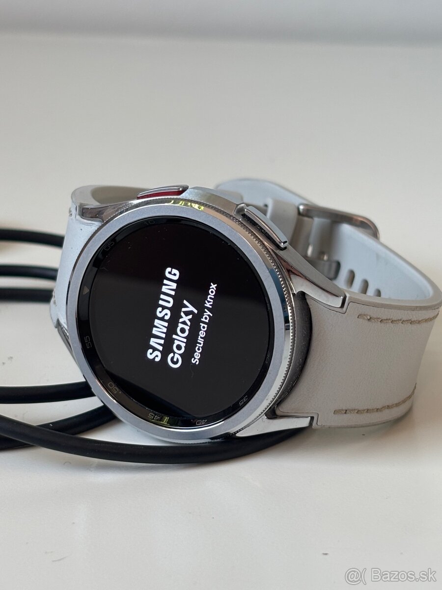 Samsung Galaxy Watch 6 Classic 43mm, Silver & Grey