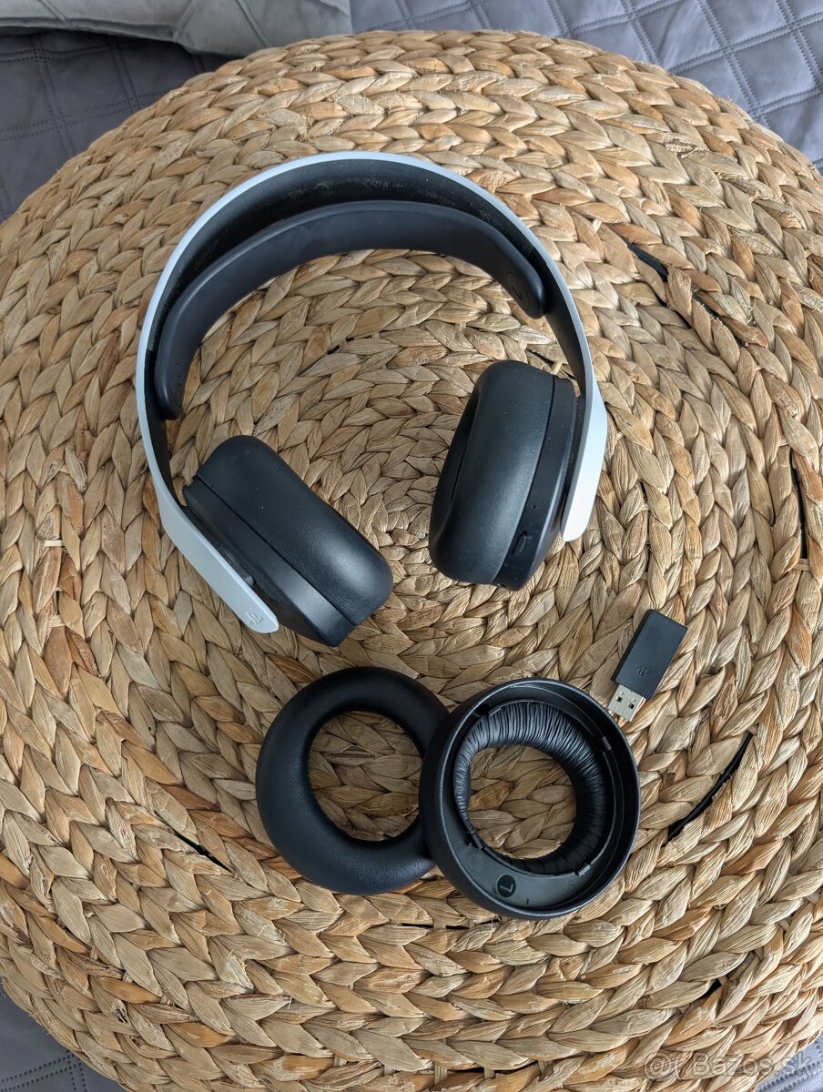 Rezervovane -sluchadla PlayStation Pulse 3D Wireless Headset