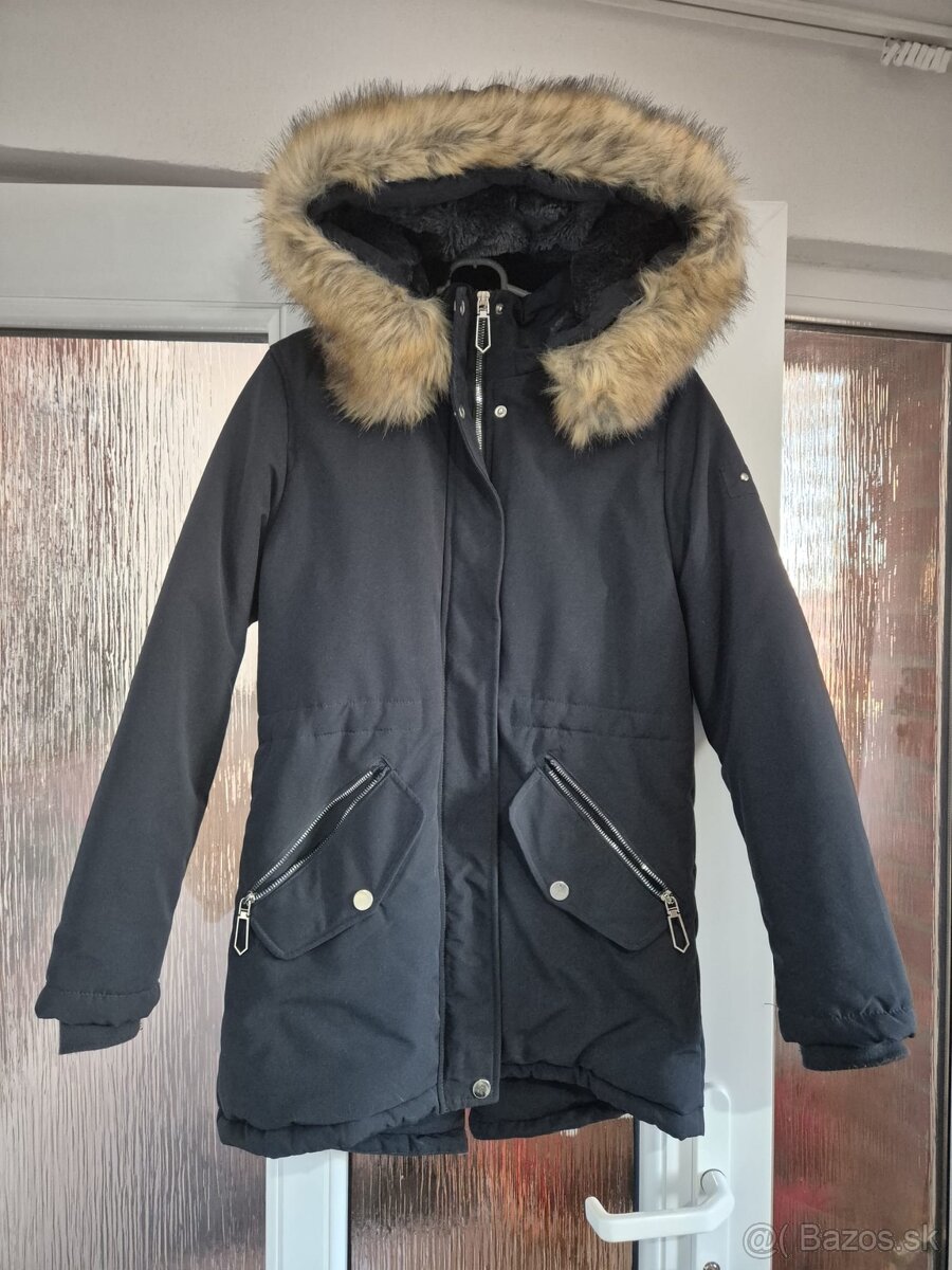 Dámsky , dievčenský kabát veľkosť S