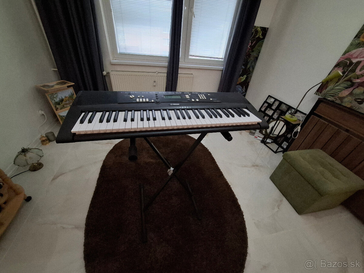 syntetizator , keyboard Yamaha EZ-220