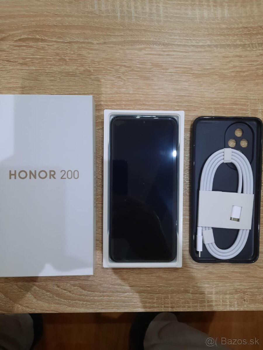 Honor 200