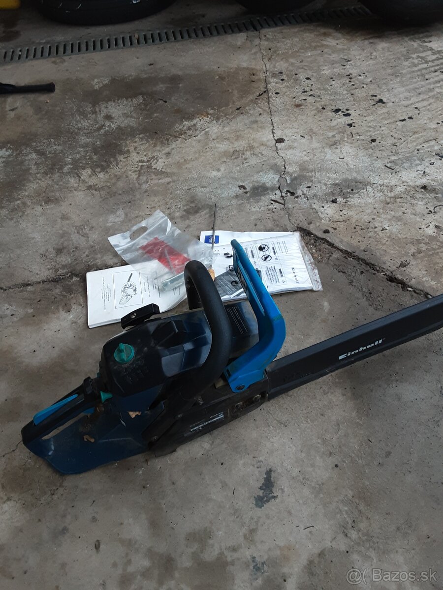 Benzínová píla Einhell