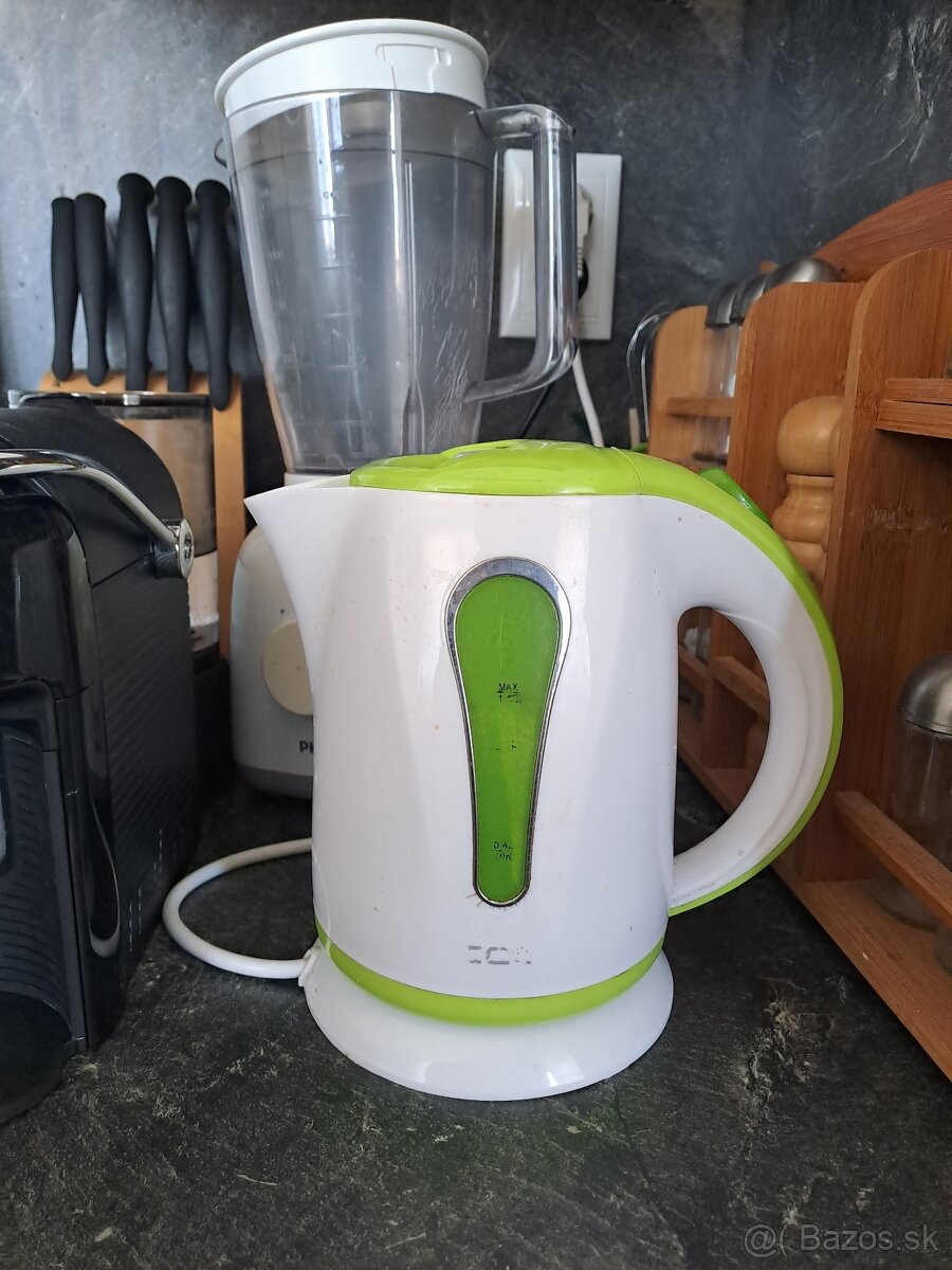 Rýchlovarná kanvica ECG