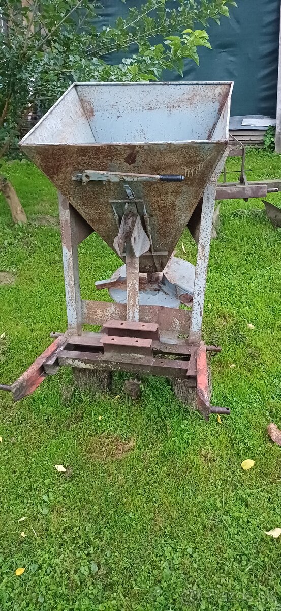 Rozmetadlo umeleho hnojiva