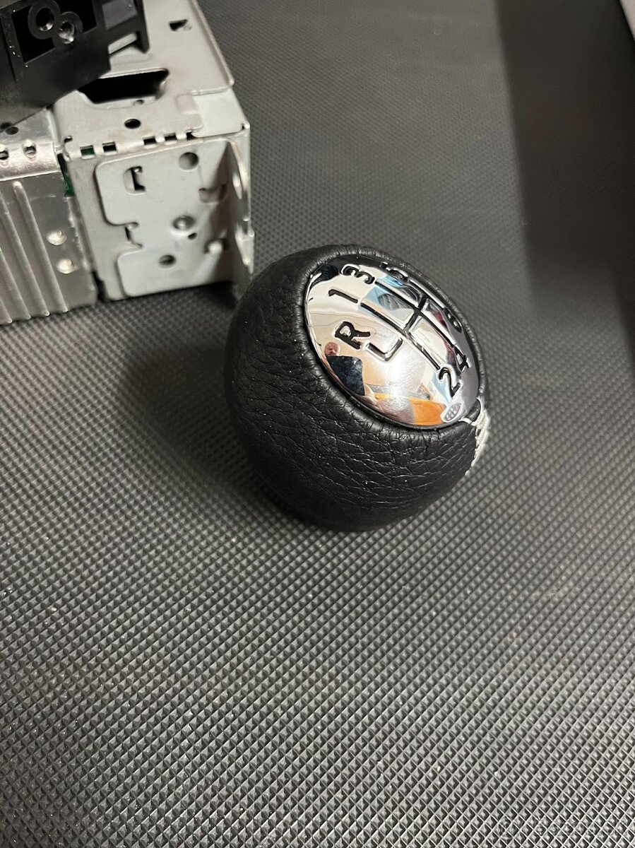 Hlavica radiacej paky Trafic 2018