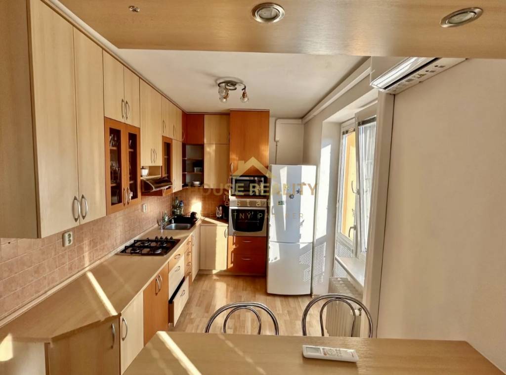 Prenájom pekný 2 izbový byt, Stromová ulica, Bratislava III.