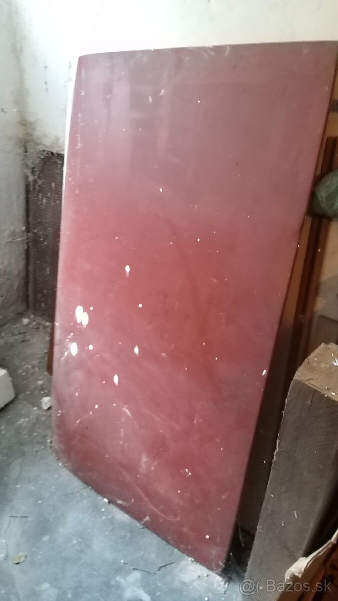 Predám zadnú kapotu škoda 100