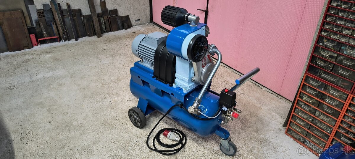 Kompresor Orlík 1JSK-75 po kompletnej GO.