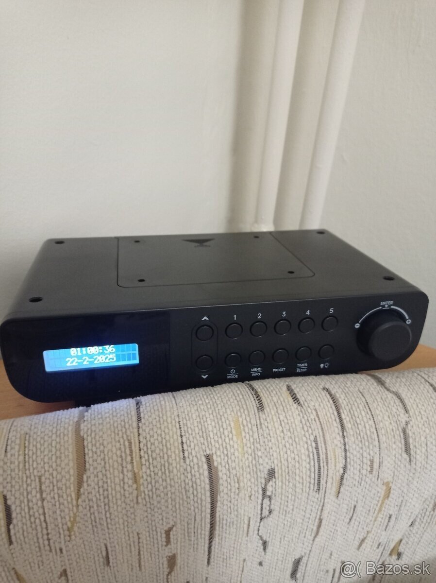 Krásne kuchynské rádio LC DISPLEJ