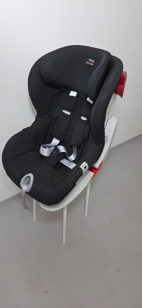 BRITAX RÖMER Autosedačka King II Cosmos Blac
