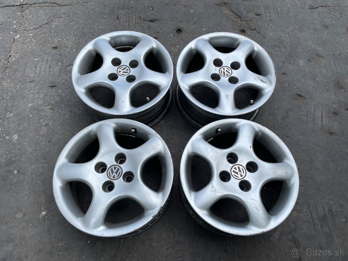 Elektrony 4x100 R15