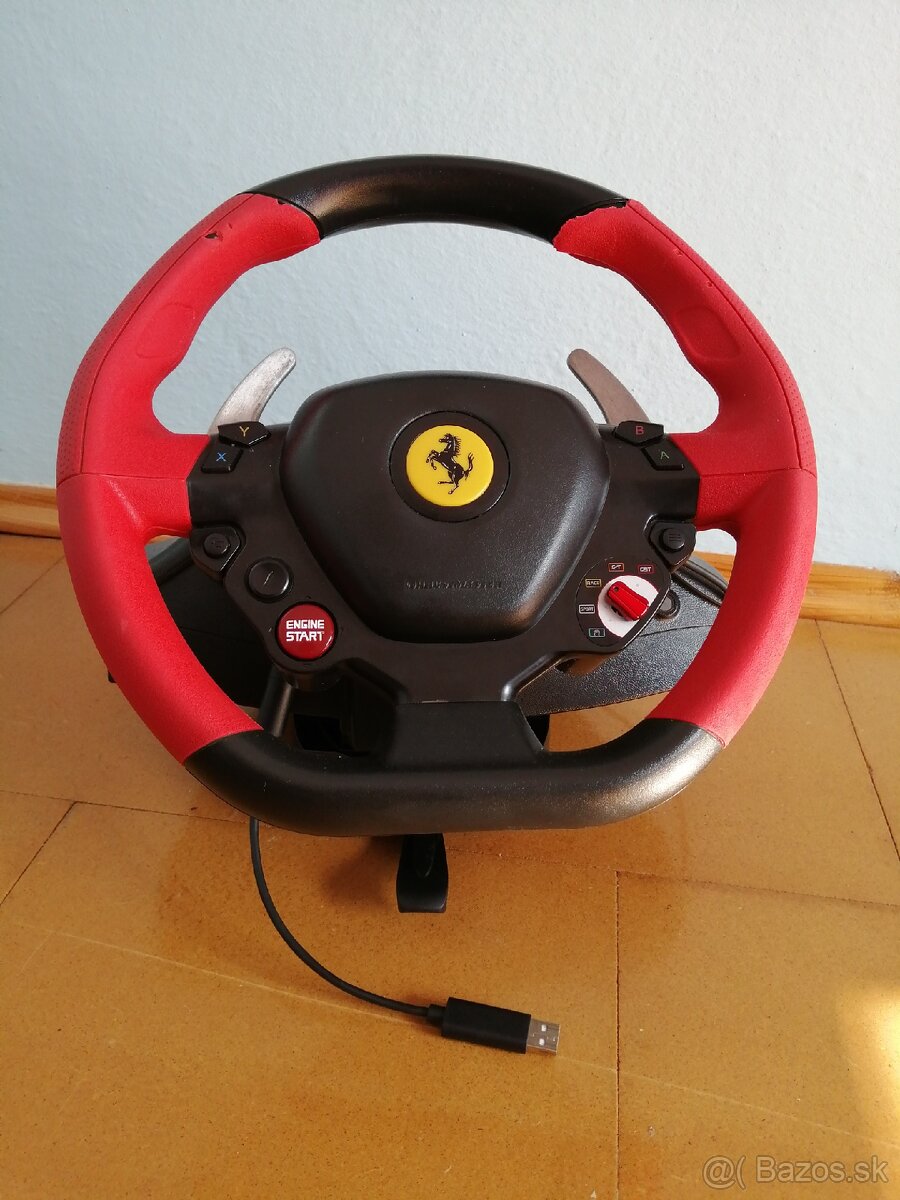 Herný volant Thrustmaster