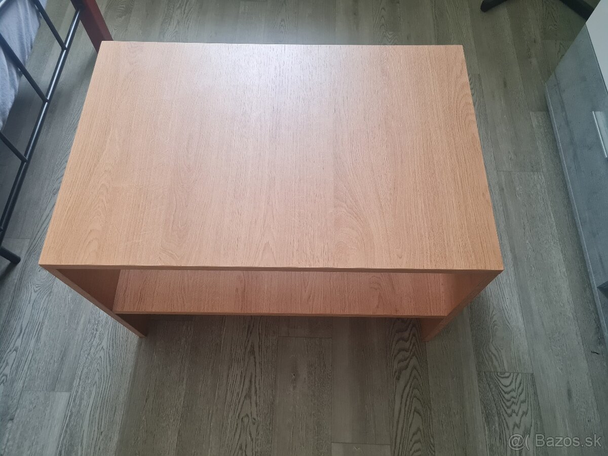 Konferenčný stolík