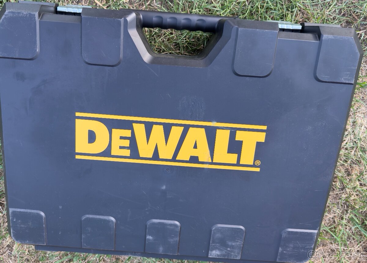 Dewalt DCH832 aku buracie kladivo sds max