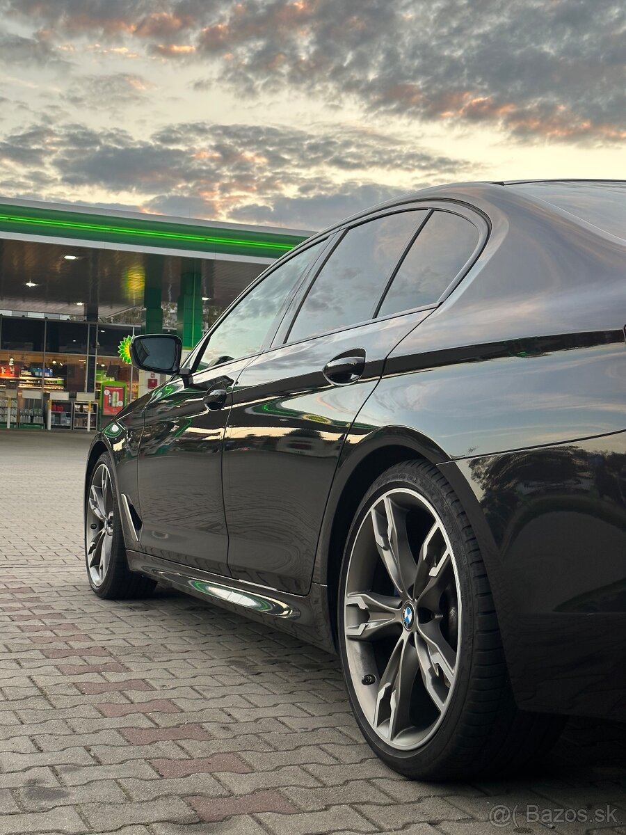 BMW M550d xDrive HUD/Autopilot/HK/Masaž/360/WEBASTO