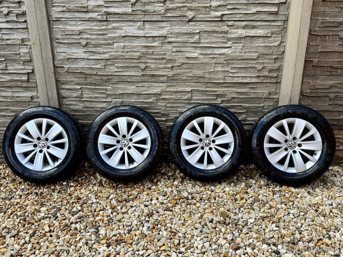 Komplet letnú sadu alu na Vw,Škoda,Seat- 5x112 215/60 R16.