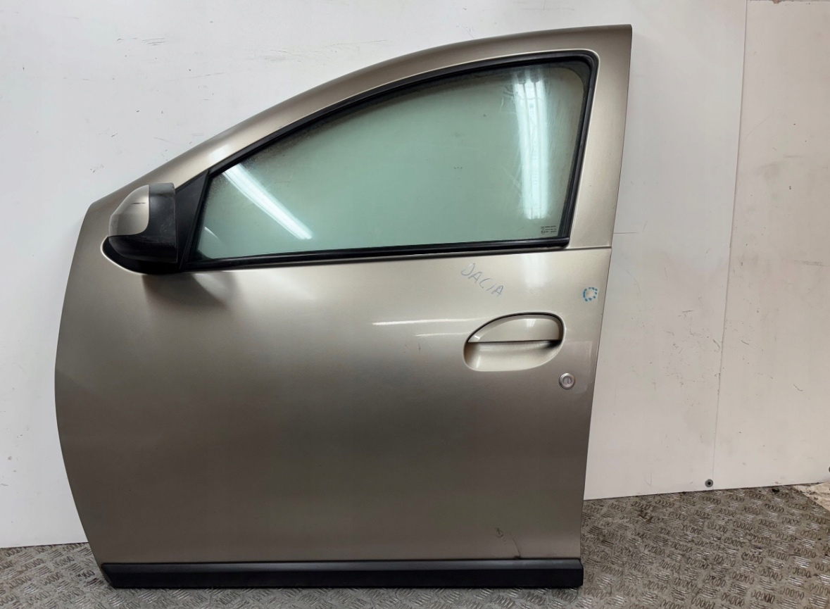 DVERE LAVE PREDNE DACIA LOGAN 2