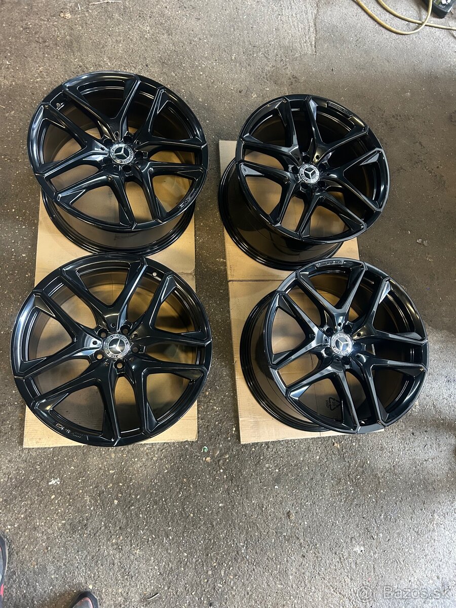 Sada MERCEDES GLE W167 GL GLE ML 63S AMG 21"