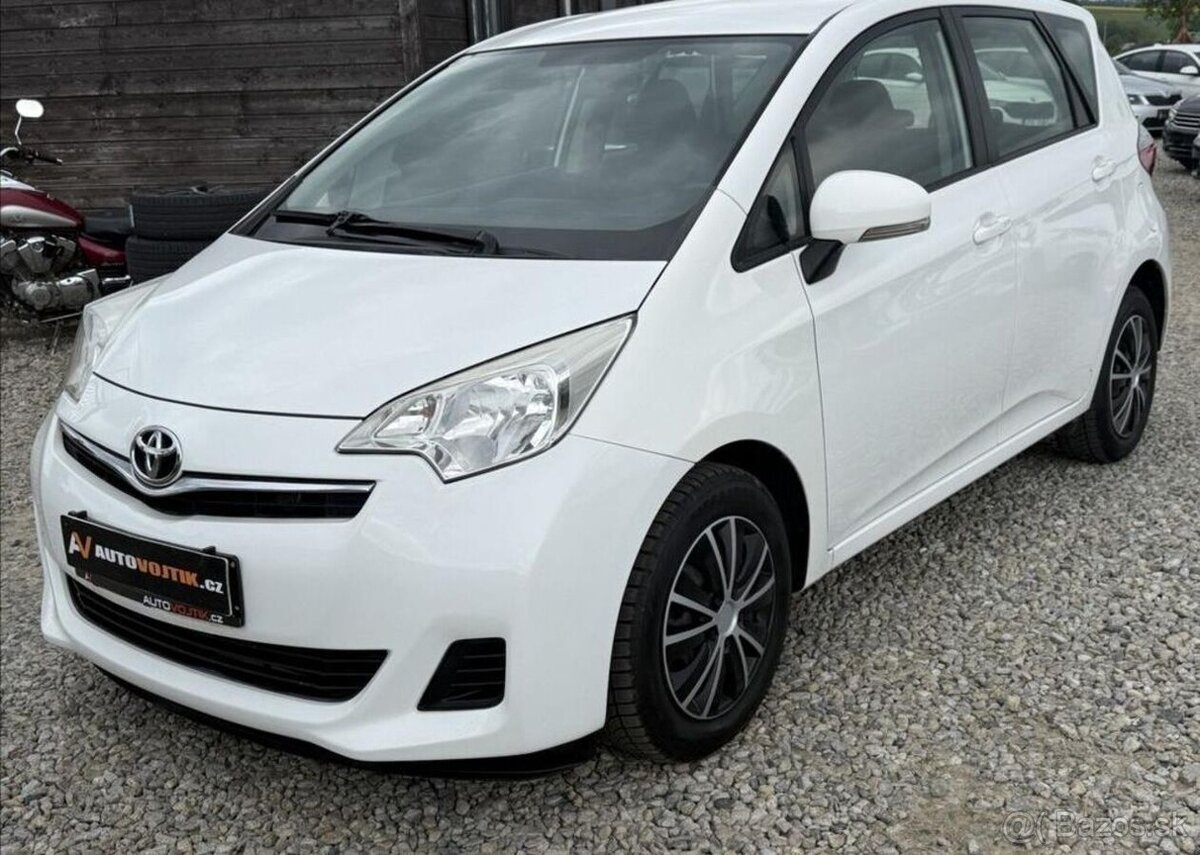 Toyota Verso 1,3 VVT-i 73kW KLIMA benzín manuál 73 kw