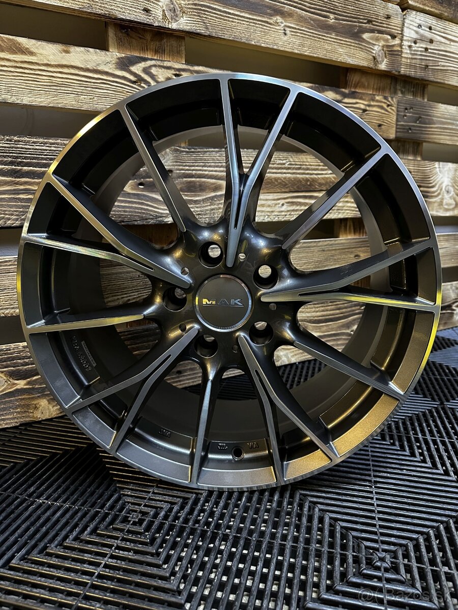 VW T5, T6 - 4x ALU zn. MAK 5x120 R18