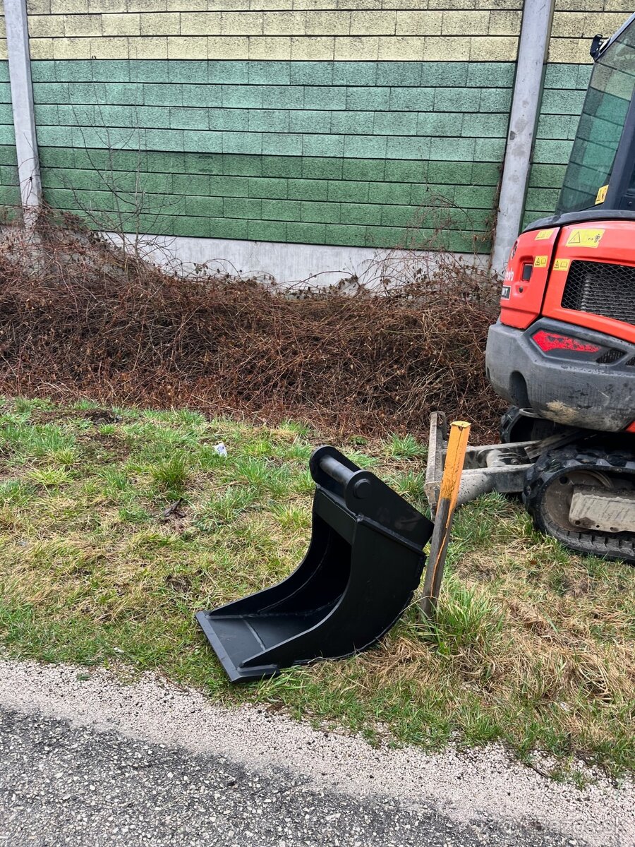 Škandinávska lopata pre 3 tonový báger