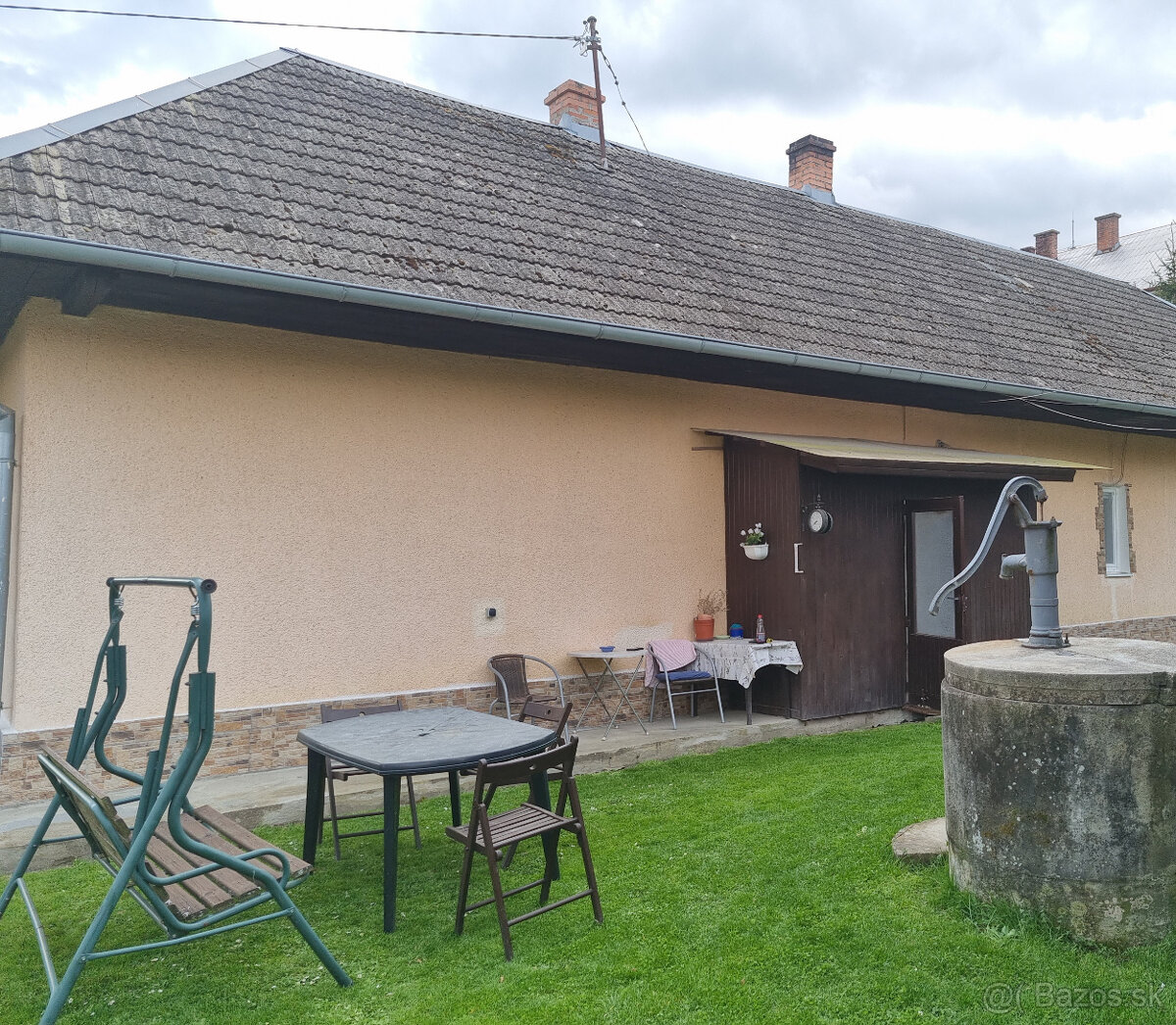 RODINNÝ DOM, STODOLA A POZEMOK 834 m2 PODKYLAVA - VOĽNÝ
