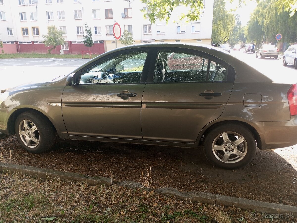 Predaj auta hyundai accent