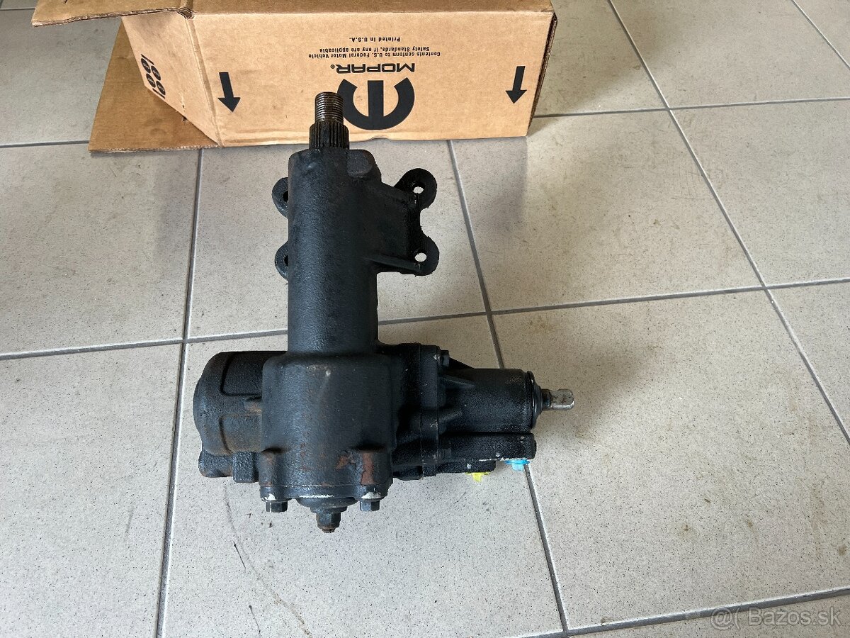 Predam domcek riadenia Jeep Wrangler JK