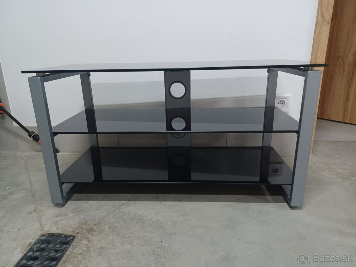 Stolik pod TV