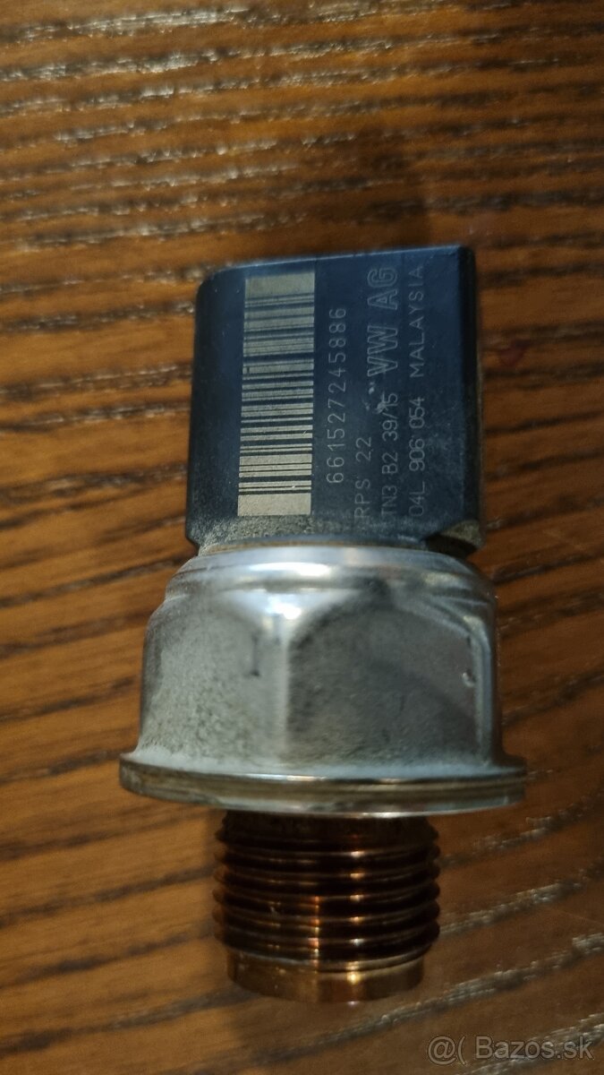 Snimac tlaku paliva VW/Skoda 04L 906 054